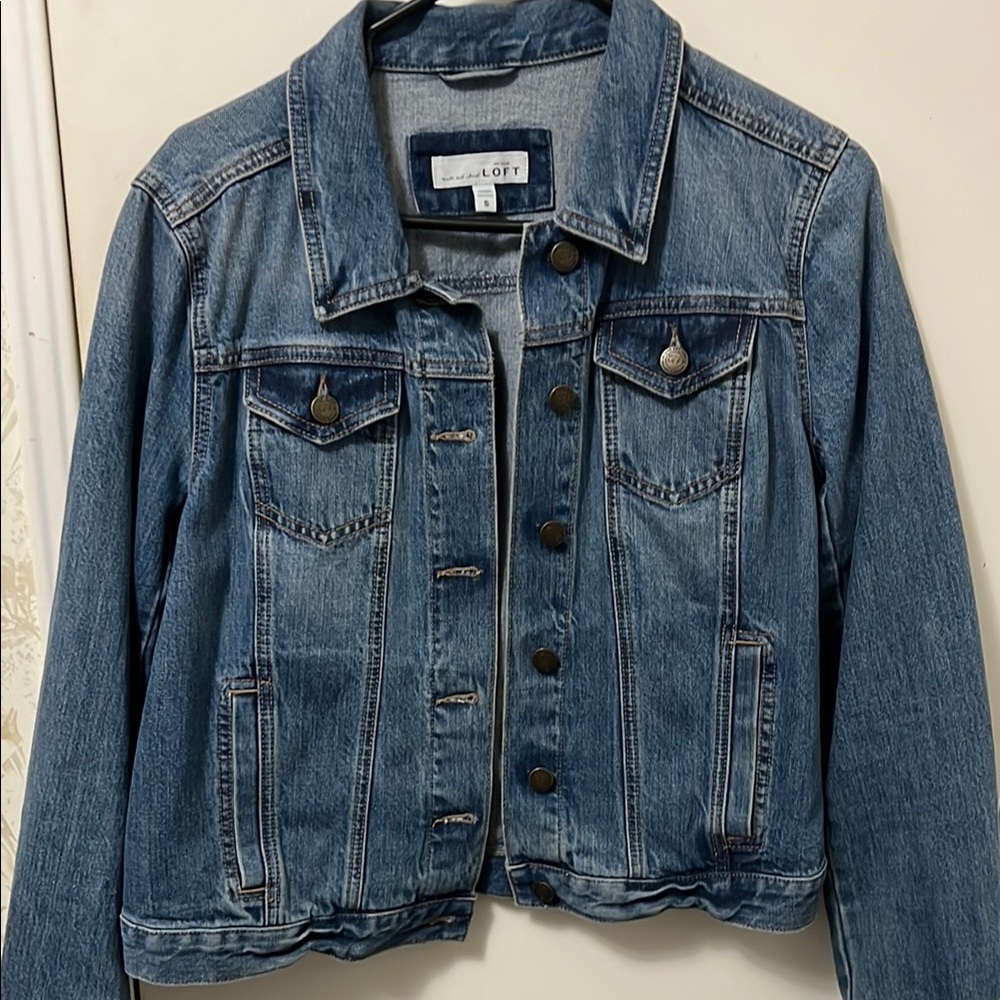 LOFT Women's Blue Denim Jacket